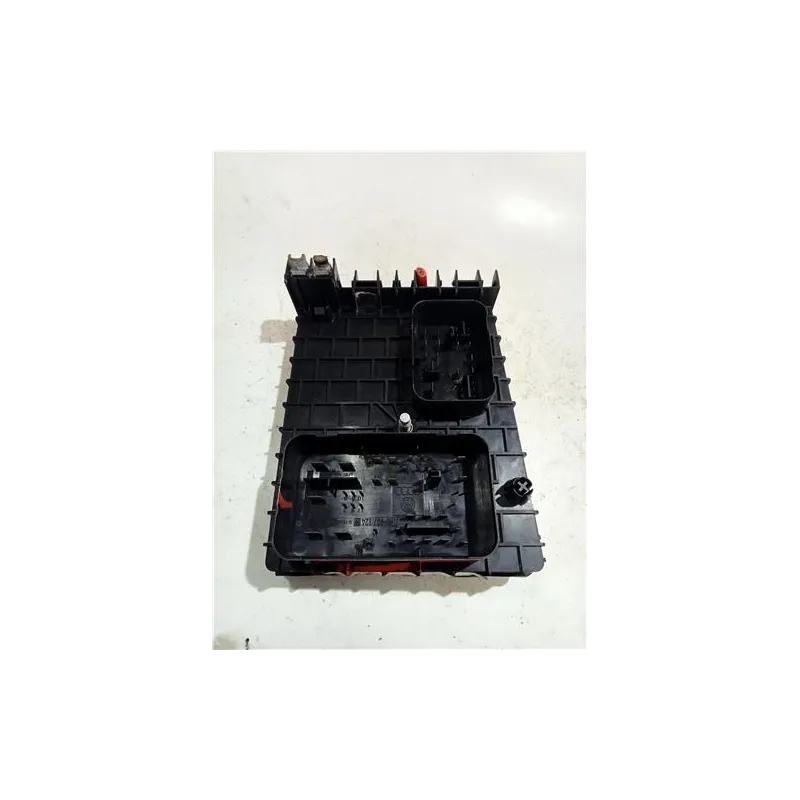 Recambio de caja fusibles/rele para audi a3 (8p1)(05.2003) 2.0 tdi 16v referencia OEM IAM 1K0937124H  