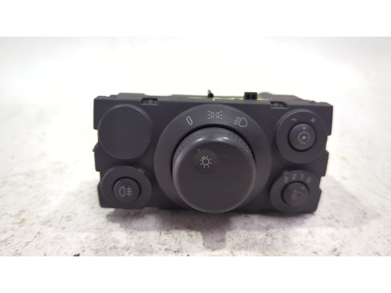 Recambio de mando luces para opel astra h (a04) 1.4 (l48) referencia OEM IAM 13100136  