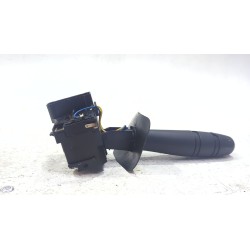Recambio de mando intermitentes para renault clio ii (xbo) 1.2 60cv referencia OEM IAM   