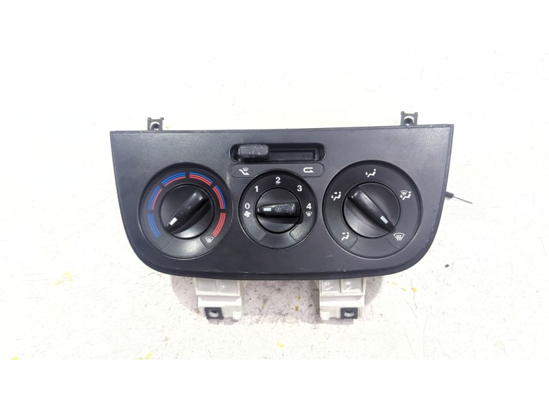 Recambio de mando climatizador para peugeot bipper (aa_) 1.4 hdi referencia OEM IAM 0507340100013  