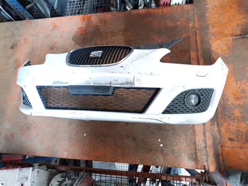 Recambio de paragolpes delantero para seat leon (1p1) 1.6 tdi referencia OEM IAM   