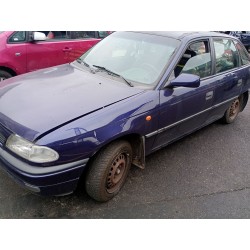 OPEL ASTRA F SEDÁN (T92)