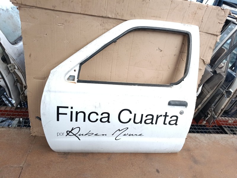 Recambio de puerta delantera izquierda para nissan navara caja/chasis (d22) 2.5 di referencia OEM IAM   