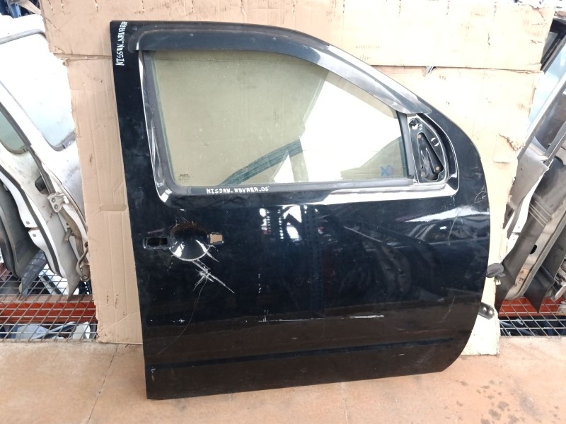 Recambio de puerta delantera derecha para nissan navara (d22) 2.5 d 133cv referencia OEM IAM   