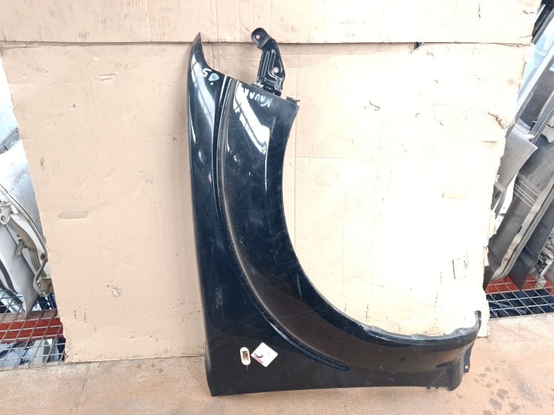 Recambio de aleta delantera derecha para nissan navara (d22) 2.5 d 133cv referencia OEM IAM   