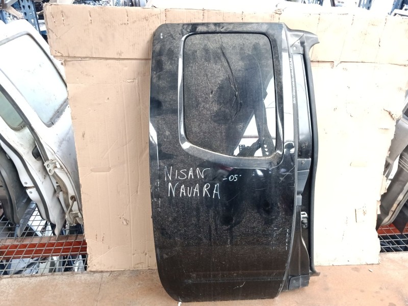 Recambio de puerta trasera derecha para nissan navara (d22) 2.5 d 133cv referencia OEM IAM   