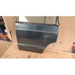 Recambio de puerta delantera izquierda para ssangyong family 2.5 d 68cv referencia OEM IAM   