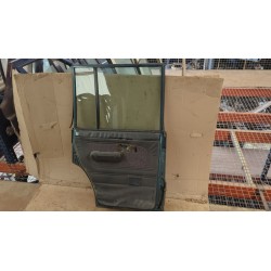 Recambio de puerta delantera izquierda para ssangyong family 2.5 d 68cv referencia OEM IAM   