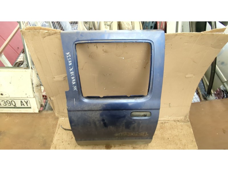 Recambio de puerta trasera izquierda para nissan navara caja/chasis (d22) 2.5 di referencia OEM IAM   