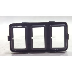 Recambio de moldura para suzuki swift iii (sg) 1.3 ddis referencia OEM IAM 7331262J10  