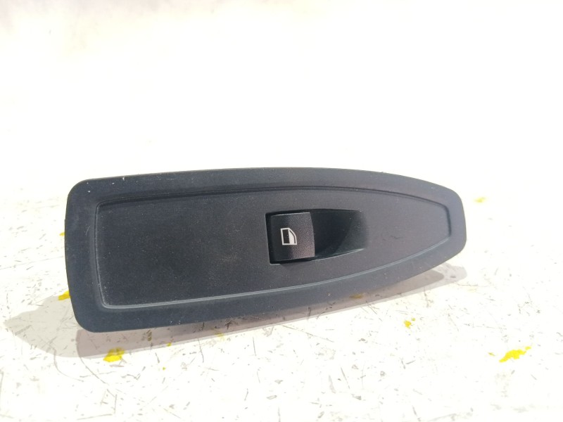 Recambio de mando elevalunas delantero derecho para bmw 1 (f20) 118 d referencia OEM IAM 920810702  