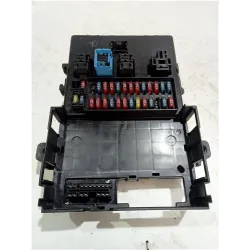 CAJA FUSIBLES/RELE TERRANO 2 