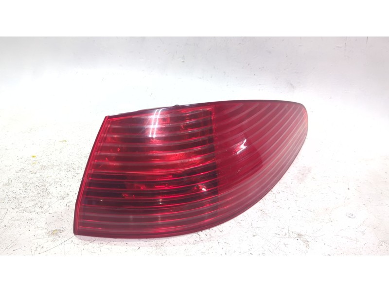 Recambio de piloto trasero derecho para peugeot 607 (9d, 9u) 2.2 hdi referencia OEM IAM 2543D  