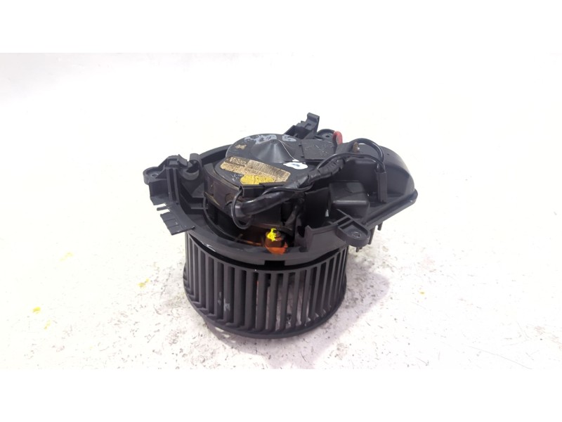 Recambio de motor calefaccion para peugeot 406 break (8e/f) 1.9 td referencia OEM IAM C31651055P  