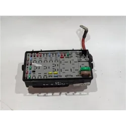 Recambio de caja fusibles/rele para opel corsa d (2006) 1.4 referencia OEM IAM 13217392EF  
