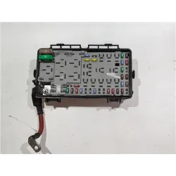 Recambio de caja fusibles/rele para opel corsa d (2006) 1.4 referencia OEM IAM 13217392EF  