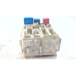 Recambio de caja reles / fusibles para toyota yaris (_p9_) 1.4 d-4d (nlp90_) referencia OEM IAM 827300D290  