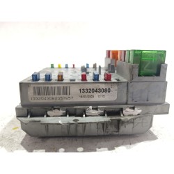 Recambio de caja reles / fusibles para citroën jumper furgón 2.2 hdi 100 referencia OEM IAM 1332043080  