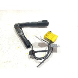Recambio de enganche cinturon delantero izquierdo para bmw 3 (e90) 325 i referencia OEM IAM 468483008  