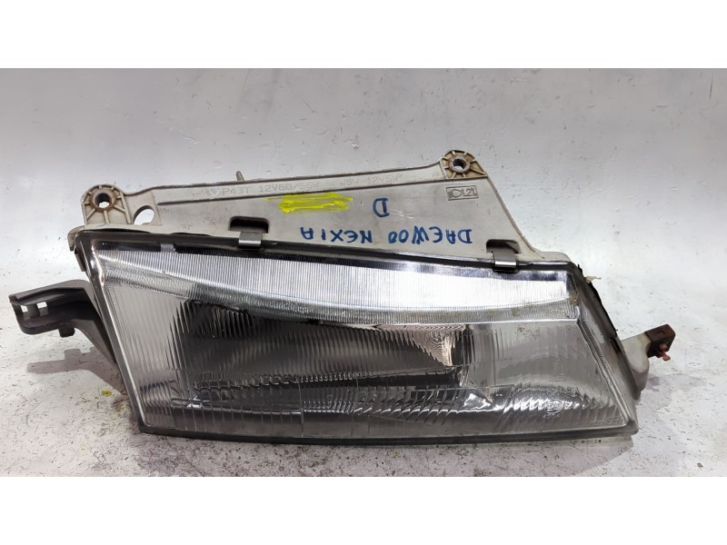 Recambio de faro delantero derecho para daewoo nexia (1995) 1.5 referencia OEM IAM 0701000528  