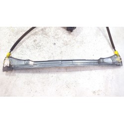 Recambio de mecanismo elevalunas delantero izquierdo para renault clio ii (xbo) 1.2 60cv referencia OEM IAM 0130822020  