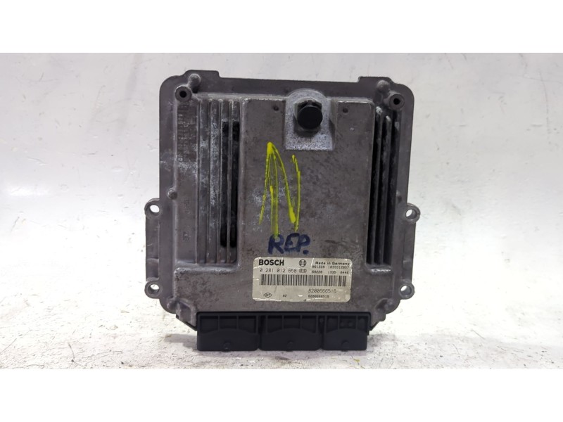 Recambio de centralita inyeccion para renault trafic ii furgón (fl) 2.0 dci 90 (fl0h) referencia OEM IAM 0281012658  