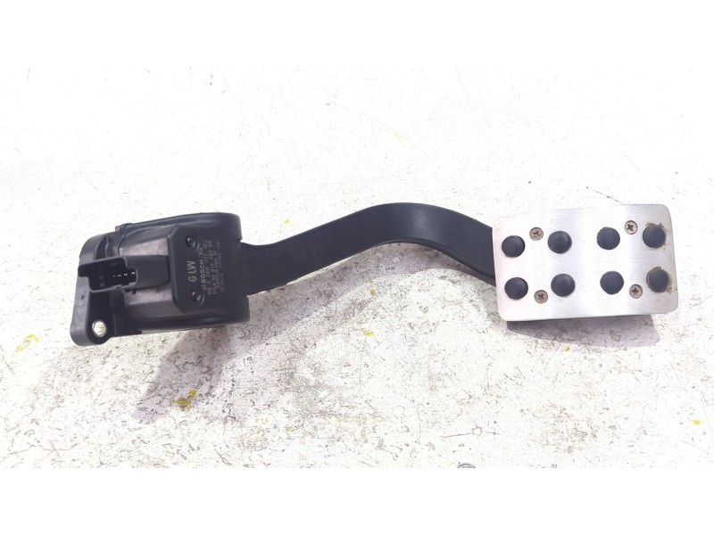 Recambio de potenciometro pedal para peugeot 3008 i monospace (0u_) 1.6 vti referencia OEM IAM 9681990080  