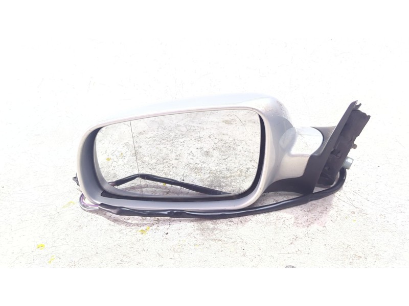 Recambio de retrovisor izquierdo para volkswagen passat b5 (3b2) 2.3 vr5 syncro/4motion referencia OEM IAM E1020479  