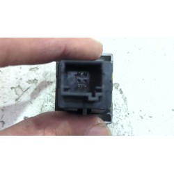 Recambio de boton cierre centralizado para peugeot 3008 i monospace (0u_) 1.6 vti referencia OEM IAM 96652390XT  
