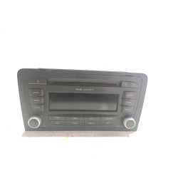 SISTEMA AUDIO / RADIO CD 8P0035186P 