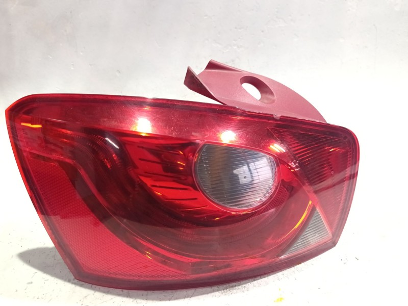 Recambio de piloto trasero izquierdo para seat ibiza iv sc (6j1, 6p5) 1.6 tdi referencia OEM IAM 6J4945095C  