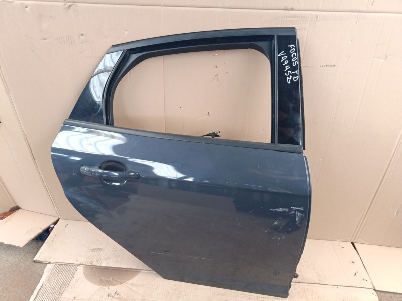 Recambio de puerta trasera derecha para ford focus iii 1.6 ti referencia OEM IAM   