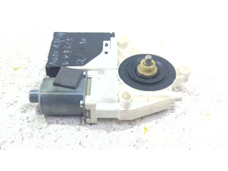 Recambio de motor elevalunas delantero izquierdo para audi a3 (8p1) 1.9 tdi referencia OEM IAM 8P0959801A  