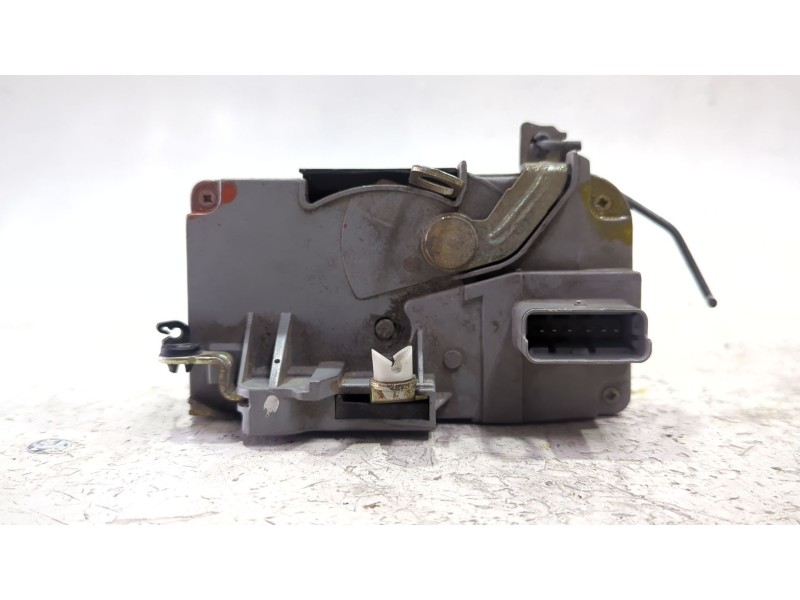 Recambio de cerradura puerta delantera derecha para peugeot 306 (7b, n3, n5) 1.9 sld referencia OEM IAM   