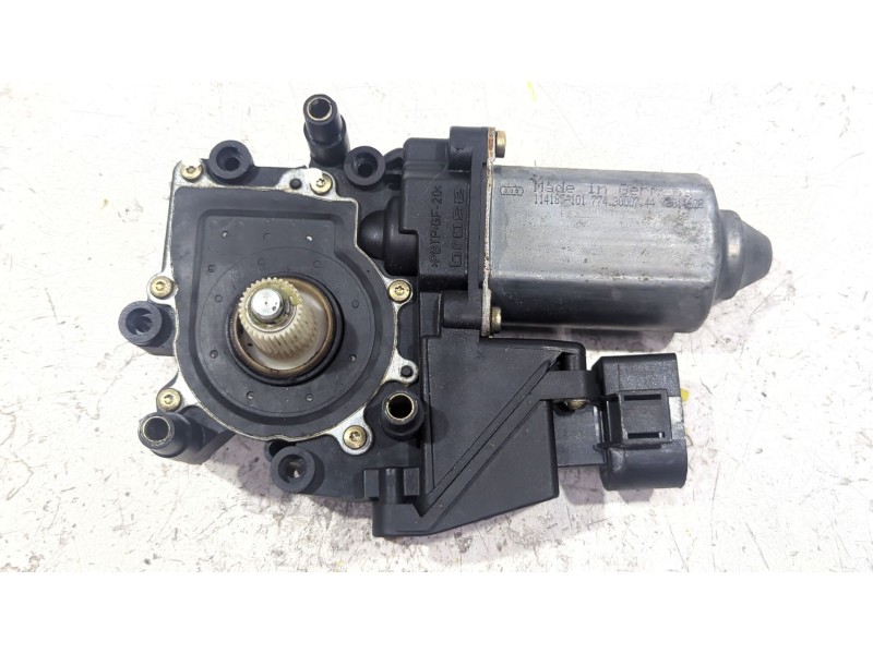 Recambio de motor elevalunas delantero izquierdo para audi a4 b5 (8d2) 1.8 t referencia OEM IAM 114185101  