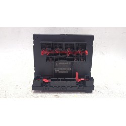 CAJA RELES / FUSIBLES 8P0907279A 