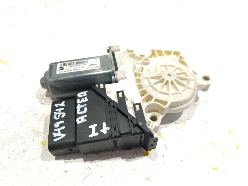 Recambio de motor elevalunas trasero izquierdo para seat altea xl (5p5, 5p8) 1.6 referencia OEM IAM 99591437003  
