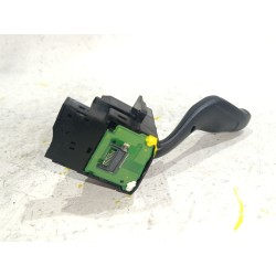 Recambio de mando intermitentes para ford focus iii 1.6 ti referencia OEM IAM AV6T13335AB  