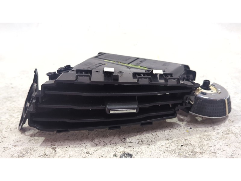 Recambio de rejilla aireadora para ford focus iii 1.6 ti referencia OEM IAM BM51A014L21BC3JA6  