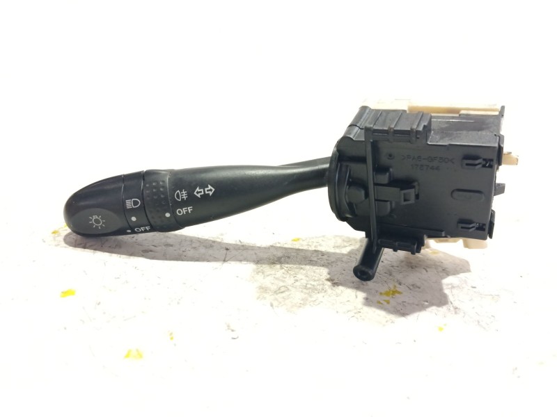 Recambio de mando intermitentes para suzuki grand vitara (jb/jt)(2005) 1.9 ddis referencia OEM IAM 173744  