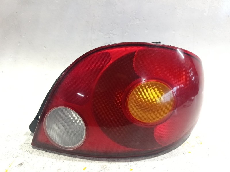 Recambio de piloto trasero derecho para daewoo matiz (m100, m150) 0.8 referencia OEM IAM 0320508333  