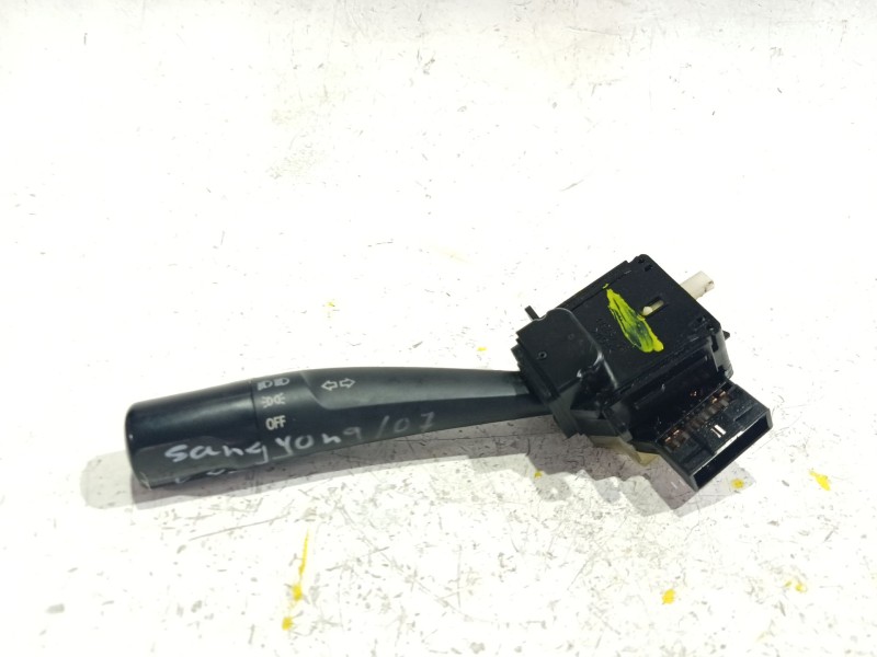 Recambio de mando intermitentes para ssangyong rodius i 2.7 xdi referencia OEM IAM 4813AA  
