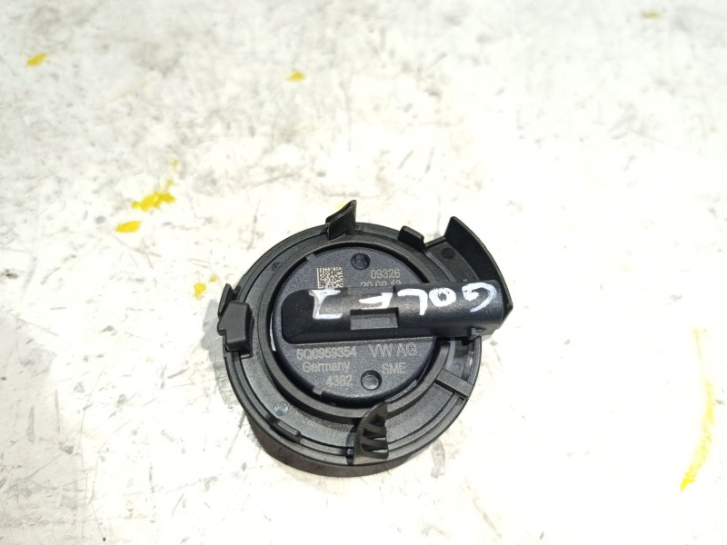 Recambio de sensor para volkswagen golf vii (5g1, bq1, be1, be2) 1.6 tdi referencia OEM IAM 5Q0959354  