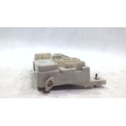 Recambio de caja reles / fusibles para volvo v50 familiar (2004) 1.6 d referencia OEM IAM 30728906  