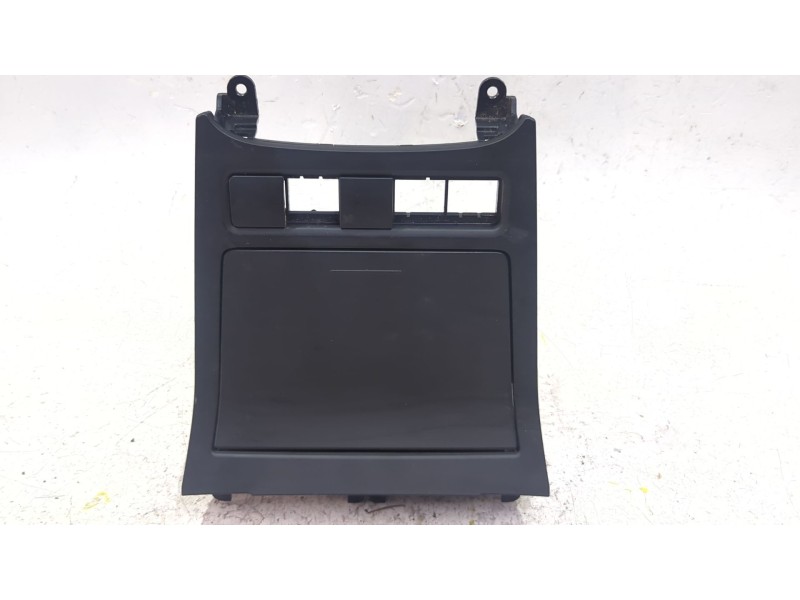 Recambio de cenicero para volkswagen golf vi (5k1) 2.0 r 4motion referencia OEM IAM 5K0857961A  