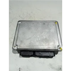 Recambio de centralita inyeccion para opel vectra b berlina (1995) 2.0 di 16v referencia OEM IAM 0281001633  