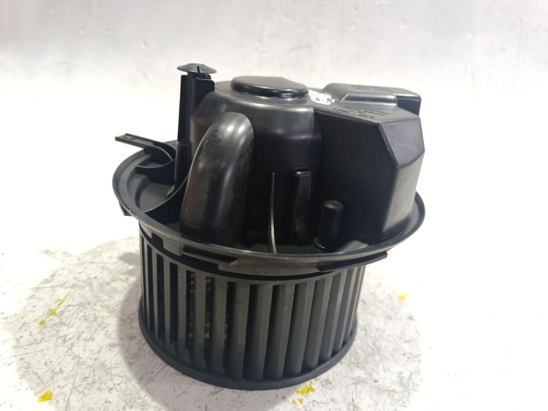 Recambio de motor calefaccion para volkswagen touran (1t1, 1t2) 2.0 tdi referencia OEM IAM F983228M  