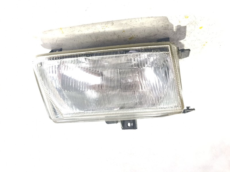 Recambio de faro delantero derecho para seat ibiza ii (6k1) 1.4 i referencia OEM IAM E95152  
