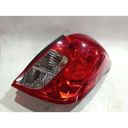 PILOTO TRASERO IZQUIERDO R1s102 