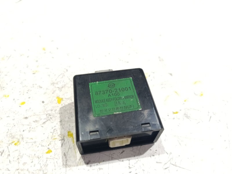 Recambio de modulo electronico para ssangyong rodius i 2.7 xdi referencia OEM IAM 8737021001  